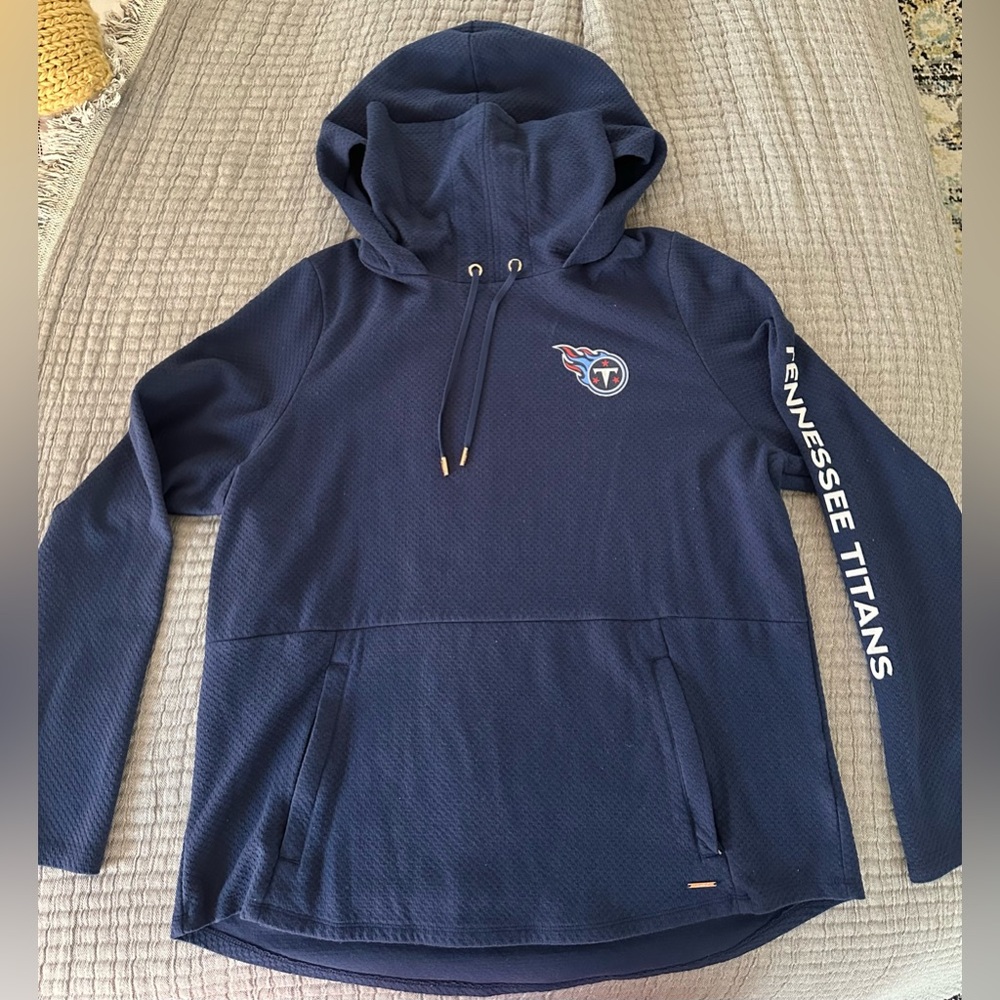 Tennessee Titans cowl with hood